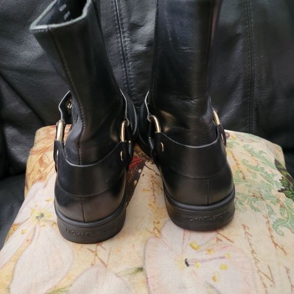 Michael kors Boots - Picture 5 of 8